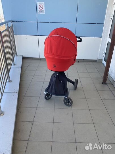 Коляска Stokke Xplory