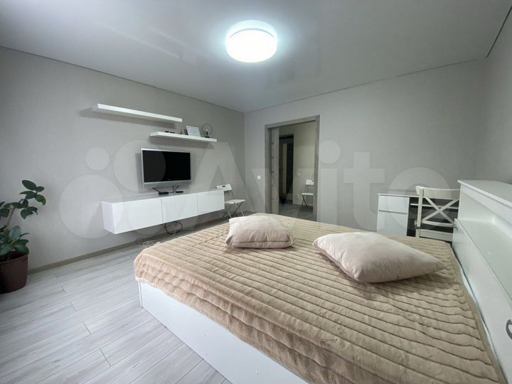 2-к. квартира, 55 м², 3/9 эт.