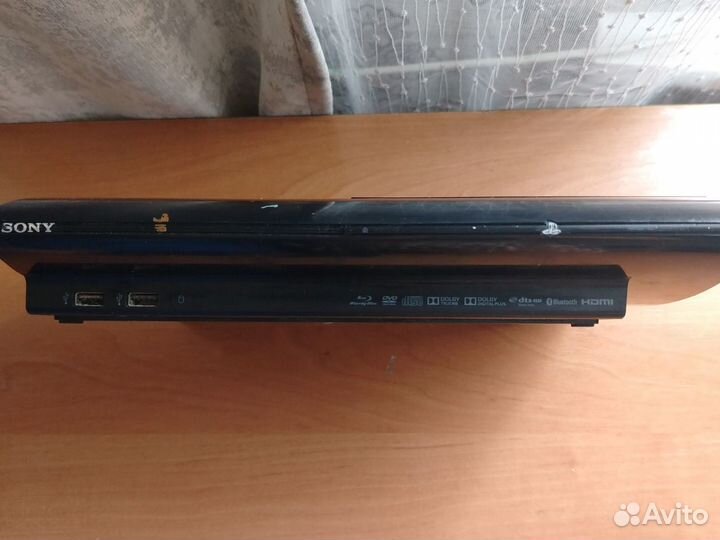 Sony playstation 3 super slim