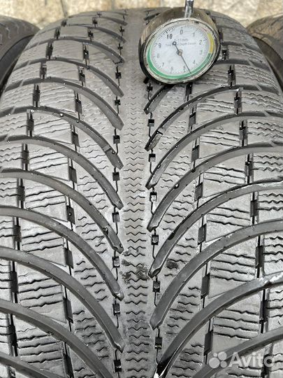 Michelin Latitude Alpin LA2 235/55 R19