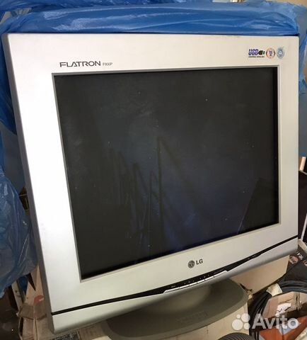 Монитор LG flatron f900p 19”