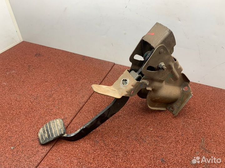 Педаль тормоза Renault Logan 2 L8 K7M812 2016