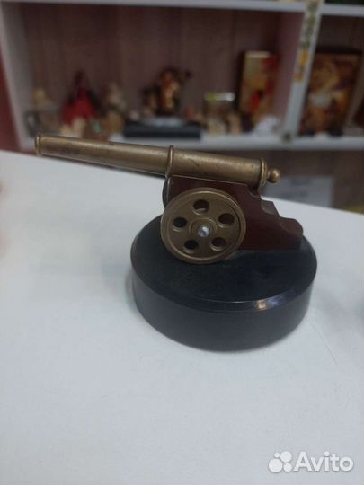 Сувенирная пушка пестон