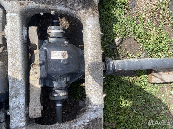 Карданный вал BMW X7 G05 G06 G07