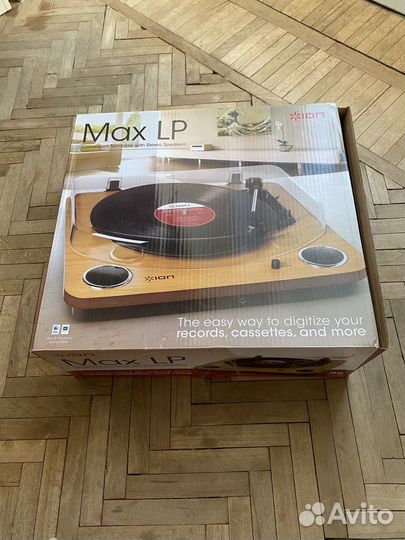 Проигрыватель виниловых дисков ION Audio MAX LP