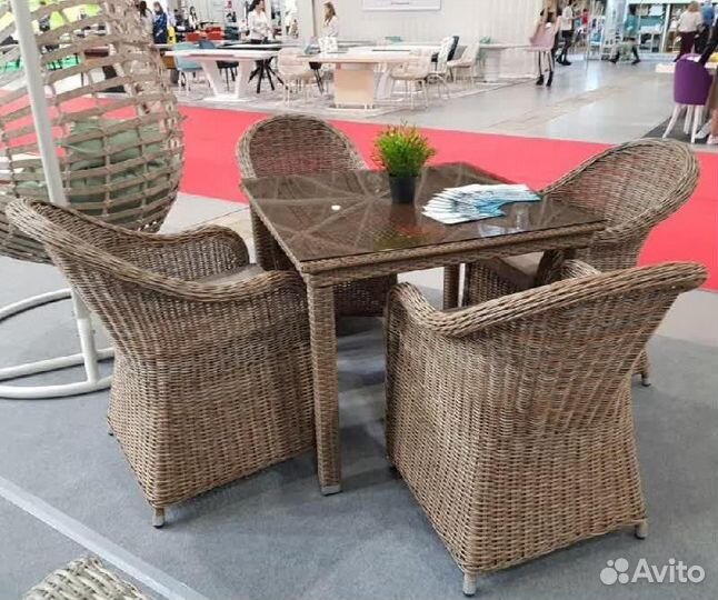 Садовая мебель из ротанга