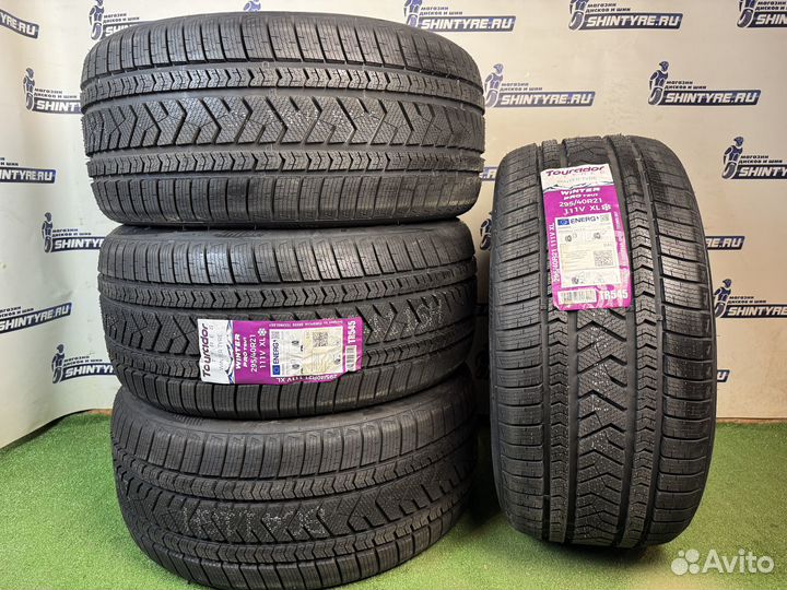 Tourador Winter Pro TSU1 295/40 R21 111V