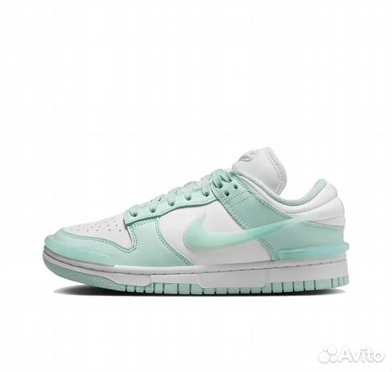 Nike Dunk Low 