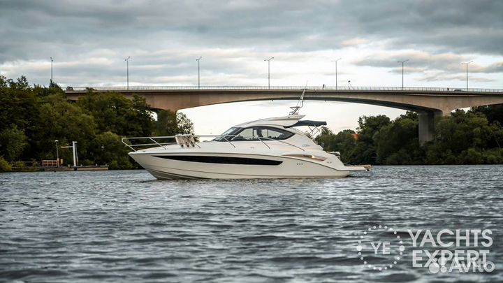 Польский катер Galeon 325 HT, 2011 года