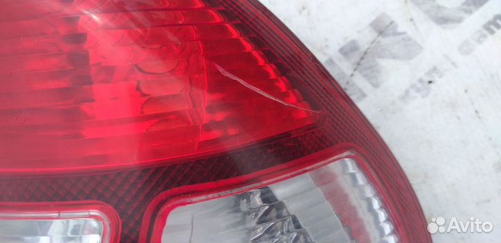 Фонарь задний правый Renault Symbol