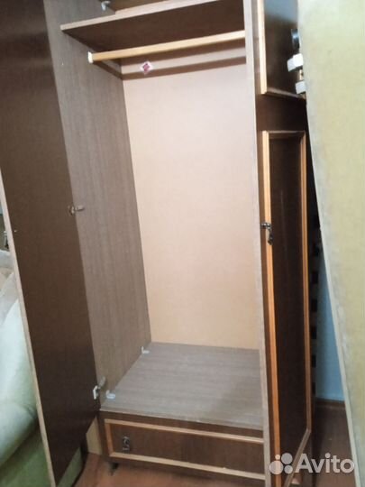 Шкаф для одежды бу