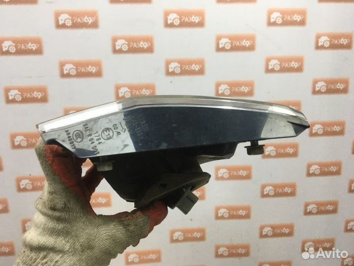 Фонарь задний правый Mitsubishi Outlander CW5W