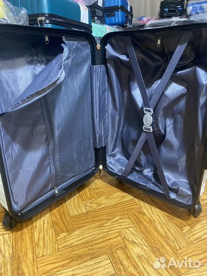 Чемодан на колесах S+