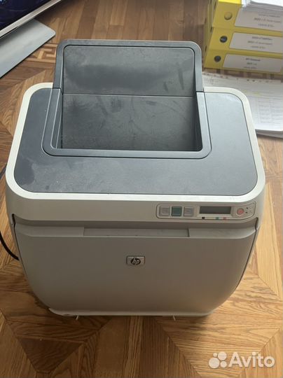 Цветной принтер HP color laserjet 2605