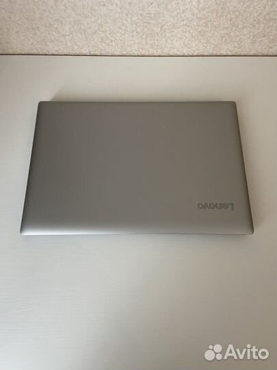 Ноутбук lenovo