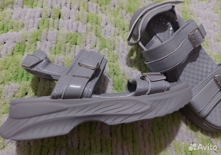 Босоножки женские 37 размер на платформе новые