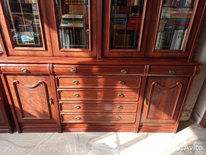 Буфет, горка, сервант