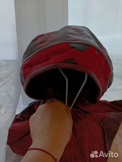 Головные уборы женские кожаные