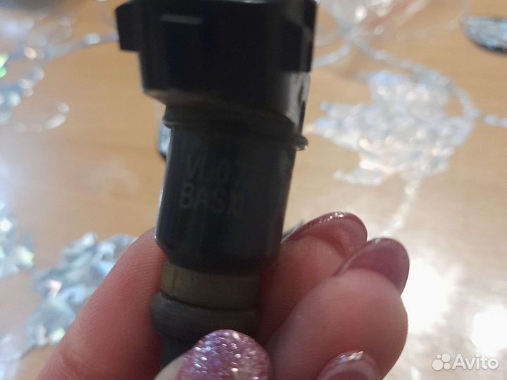 Форсунка топливная на Хонду Сивик 5D