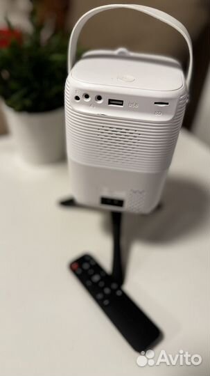 Проектор umiio