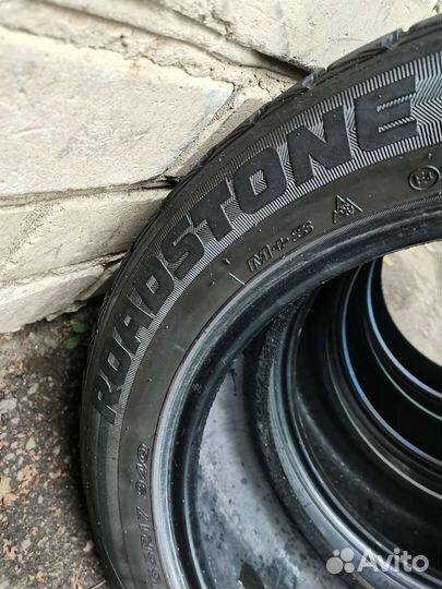 Roadstone Winguard Ice 215/55 R17 94Q