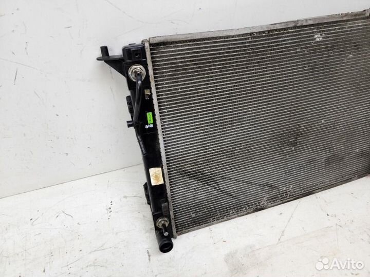 Радиатор охлаждения Hyundai Santa Fe 2 2006-2012