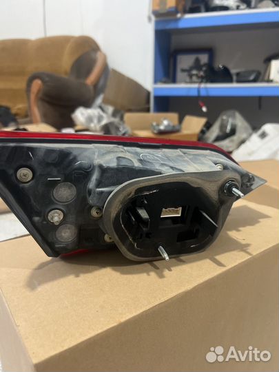 Фонарь внутренний LED задний правый Toyota Camry