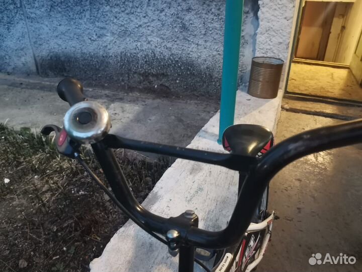 Детский велосипед 16