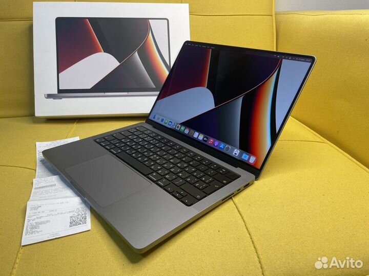 Топовый MacBook Pro 14 m1 Pro 16Gb 1Tb 2022