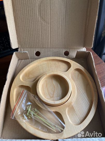 Менажница деревянная с соусником