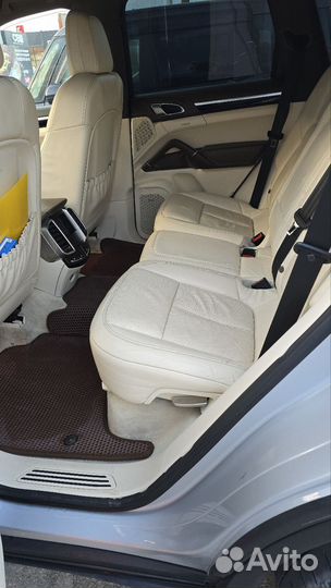 Porsche Cayenne 3.0 AT, 2011, 240 000 км