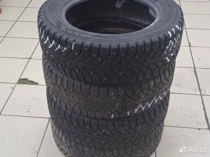 Nokian Tyres Hakkapeliitta 4 185/65 R15 88T