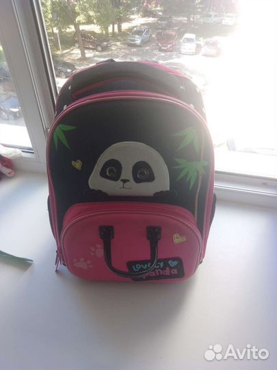 Школьные рюкзаки