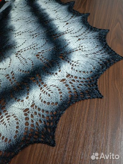 Шаль ручной работы