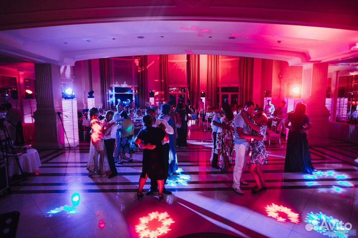 Праздничная ведущая, тамада