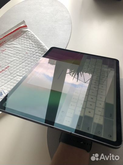 iPad Pro 12.9 3 256GB Cellular заблокированный