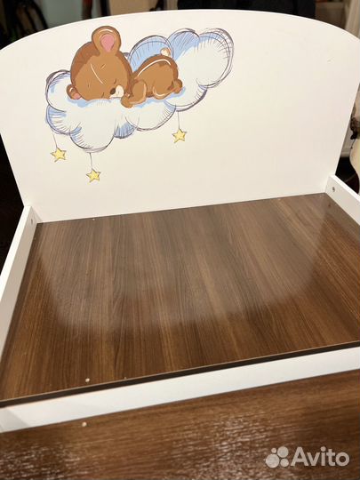 Детская кровать с матрасом