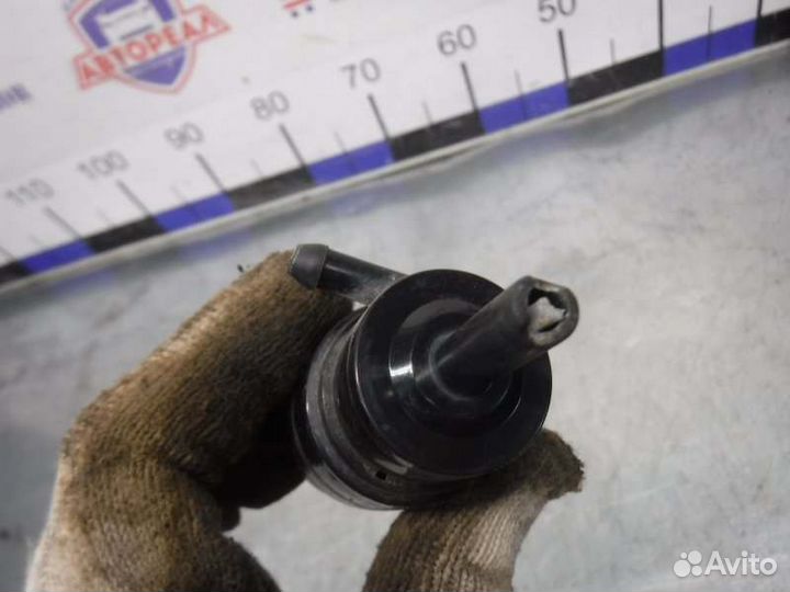 Насос омывателя ветрового стекла Лада Приора 126