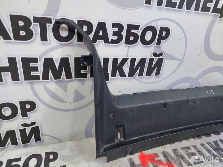 Накладка багажника BMW E39