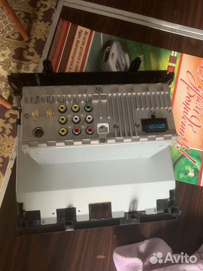 Магнитола на toyota land cruiser 200