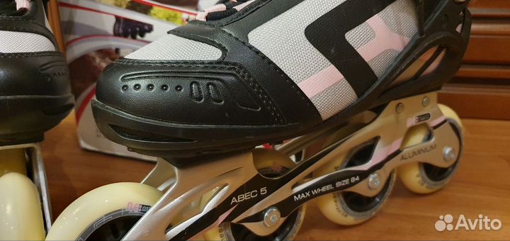 Продам новые ролики Reaction R207