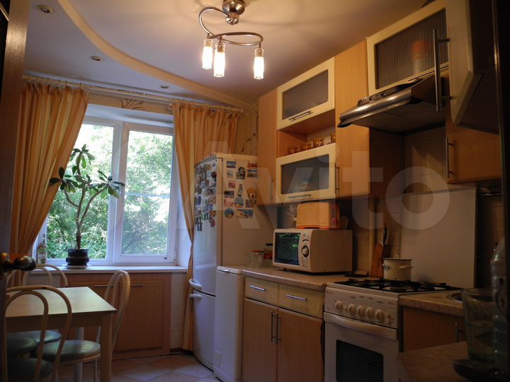 3-к. квартира, 65 м², 2/9 эт.