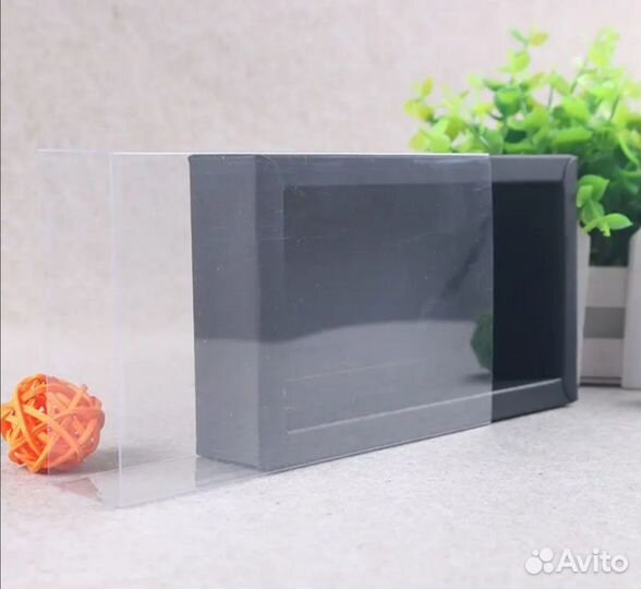 Коробка подарочная черная крафт