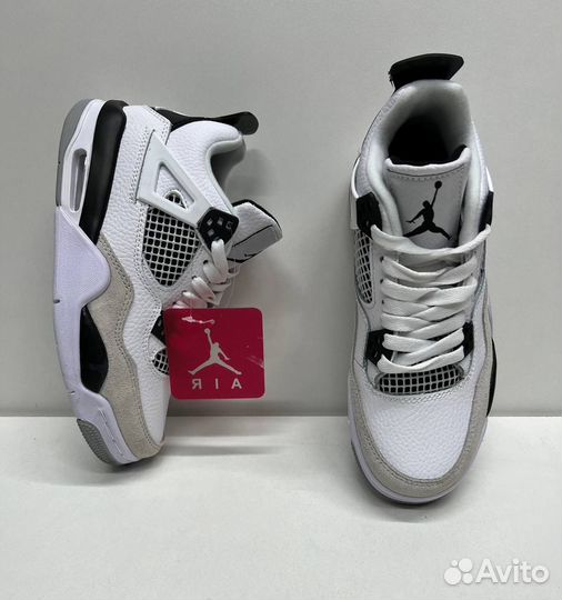 Nike Air Jordan 4