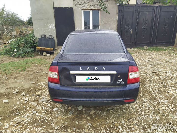 LADA Priora 1.6 МТ, 2011, битый, 350 000 км