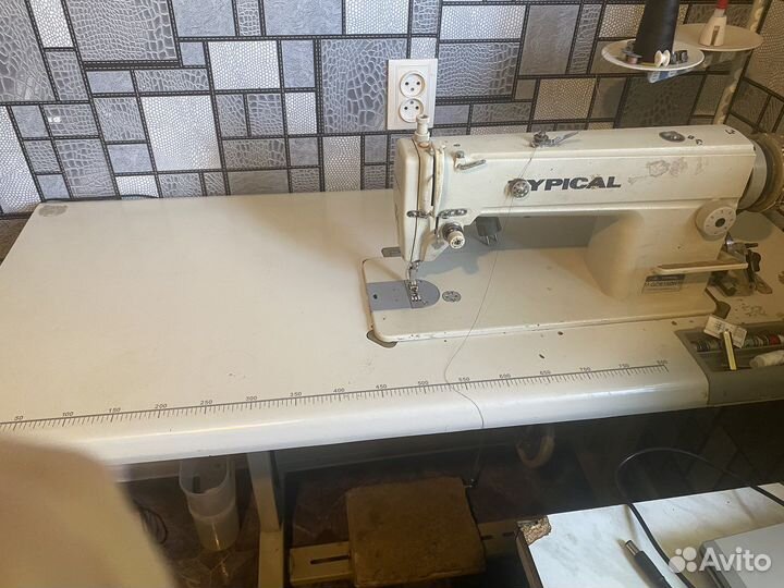 Швейная машина typical