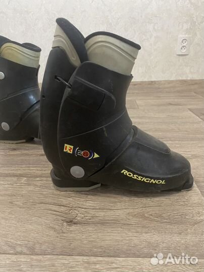 Лыжные ботинки