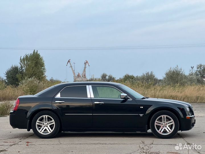 Chrysler 300C 5.7 AT, 2005, 217 800 км