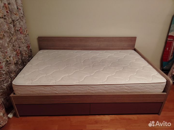 Кровать с матрасом 120 200