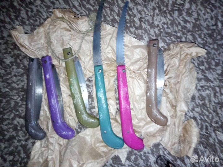 Ножовка,компас, керосиновая лампа